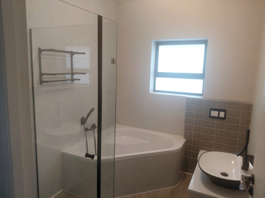 3 Bedroom Property for Sale in Hartenbos Heuwels Western Cape